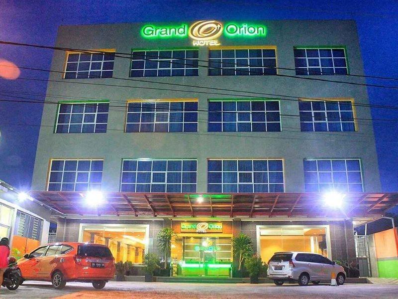 Grand Orion Hotel Tanjung Pandan Luaran gambar